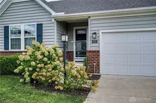 372 Warm Springs Dr, Fairborn, OH 45324 - Photo 4