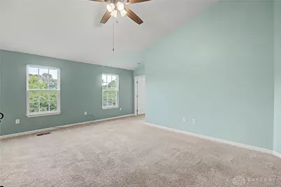 372 Warm Springs Drive, Fairborn, OH 45324 - Photo 10