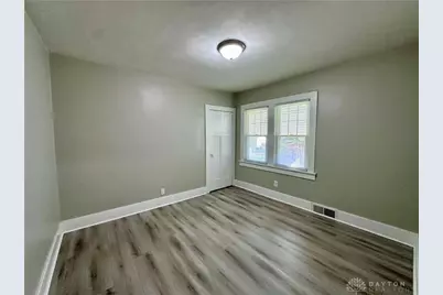 2824 S Smithville Road, Dayton, OH 45420 - Photo 22