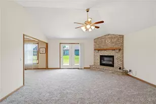 9569 Country Path Trail, Miami Township, OH 45342 - Photo 6
