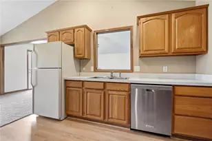 9569 Country Path Trail, Miami Township, OH 45342 - Photo 18