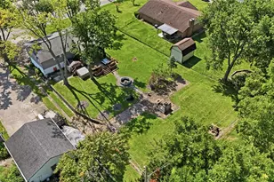 7437 Mad River Rd, Dayton, OH 45459 - Photo 24