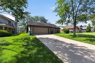 6522 Shull Rd, Huber Heights, OH 45424 - Photo 2