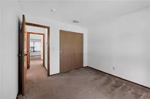 6522 Shull Rd, Huber Heights, OH 45424 - Photo 24