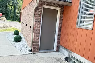 131 Shenandoah Trail, Dayton, OH 45449 - Photo 6