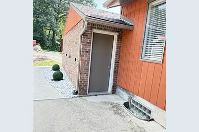 131 Shenandoah Trail, Dayton, OH 45449 - Photo 6