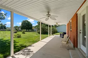 5277 Gabbard Dr, Trenton, OH 45067 - Photo 2