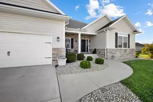 1005 Haverhill Dr, Troy, OH 45373 - Photo 4