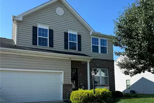 7119 Bluestream Dr, Tipp City, OH 45371 - Photo 2