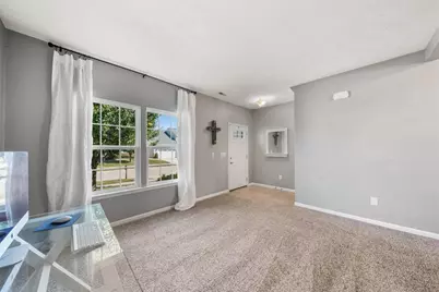 7119 Bluestream Drive, Tipp City, OH 45371 - Photo 10