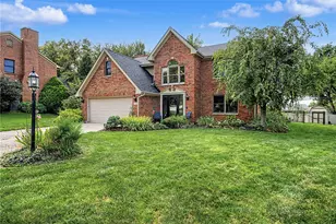 2382 Munger Pointe Dr, Miami Township, OH 45459 - Photo 2