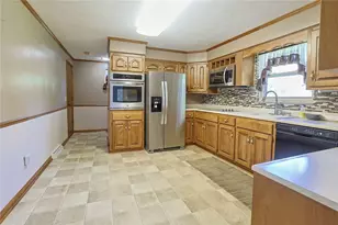 323 Scott Ave, Vandalia, OH 45377 - Photo 10