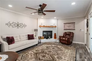 1346 Whispering Woods Dr, West Carrollton, OH 45449 - Photo 8