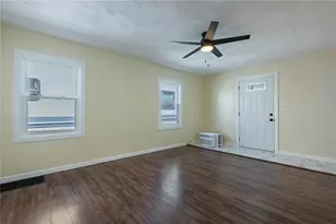 4526 W 2nd St, Dayton, OH 45417 - Photo 4