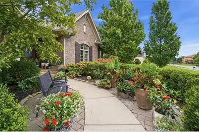 10842 Mariam Lane, Washington Twp, OH 45458 - Photo 4