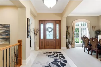 10842 Mariam Lane, Washington Twp, OH 45458 - Photo 6