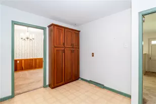 5273 Bittersweet Dr, Washington Twp, OH 45429 - Photo 8