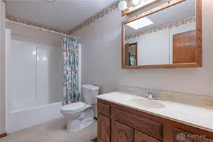 915 N Fairfield Rd, Beavercreek, OH 45434 - Photo 14