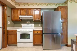 915 N Fairfield Rd, Beavercreek, OH 45434 - Photo 8