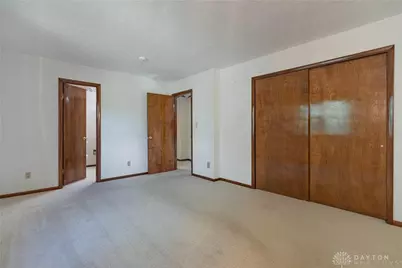 915 N Fairfield Road, Beavercreek, OH 45434 - Photo 14