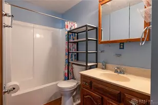 915 N Fairfield Rd, Beavercreek, OH 45434 - Photo 24