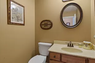 2290 Cobblestone Ct, Miamisburg, OH 45342 - Photo 20