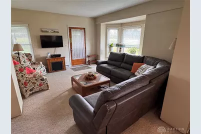 9559 W Fenner Road, Ludlow Falls, OH 45339 - Photo 4
