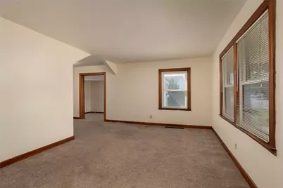 210 N Maple Avenue, Fairborn, OH 45324 - Photo 2