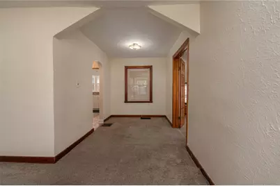 210 N Maple Avenue, Fairborn, OH 45324 - Photo 4