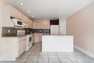 2091 Waterfall Ln, Vandalia, OH 45377 - Photo 14