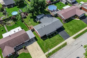 1959 Iowa Dr, Xenia, OH 45385 - Photo 6
