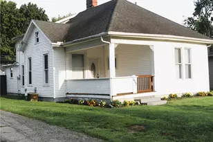 935 S Detroit St, Xenia, OH 45385 - Photo 1