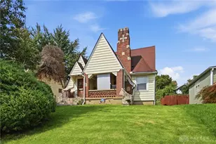 121 Basswood Ave, Dayton, OH 45405 - Photo 2