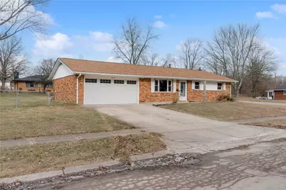1657 Scenic Drive, Dayton, OH 45414 - Photo 2