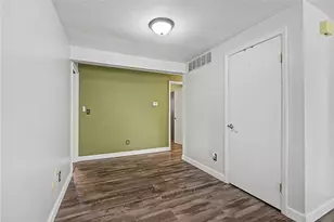 7773 Timber Hill Dr, Dayton, OH 45424 - Photo 10