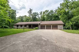 1281 Hiatt Rd, Clarksville, OH 45113 - Photo 2