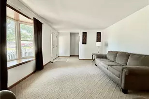 918 Hile Ln, Englewood, OH 45322 - Photo 6