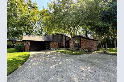 10100 Polo Court, Dayton, OH 45458 - Photo 2