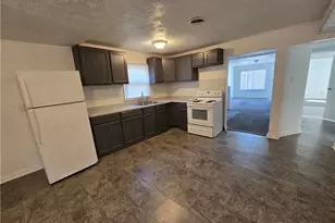 927 Verona Rd, Dayton, OH 45417 - Photo 6
