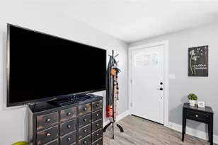 6906 Michelle Pl, Clayton, OH 45322 - Photo 6
