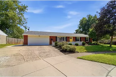 6906 Michelle Place, Clayton, OH 45322 - Photo 1