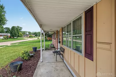 1154 Rona Parkway Drive, Fairborn, OH 45324 - Photo 6