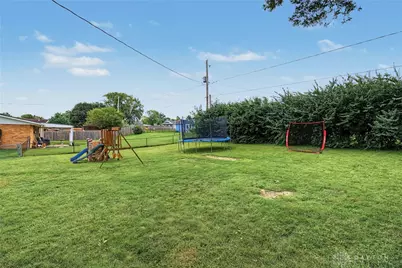 1154 Rona Parkway Drive, Fairborn, OH 45324 - Photo 42