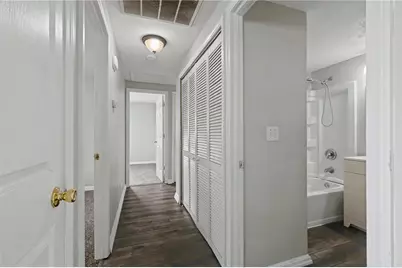5753 Pennywell Drive, Huber Heights, OH 45424 - Photo 12