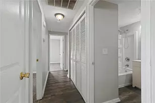 5753 Pennywell Dr, Huber Heights, OH 45424 - Photo 12