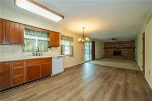 4012 Quail Bush Dr, Dayton, OH 45424 - Photo 4