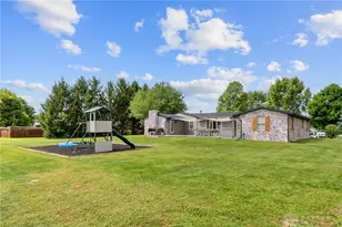 2470 Leon Ln, Springfield, OH 45502 - Photo 38