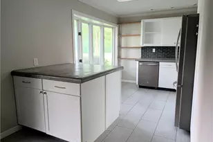 9836 Washington Church Rd, Washington Twp, OH 45342 - Photo 14
