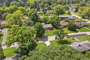 264 Napoleon Dr, Dayton, OH 45429 - Photo 4