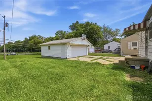 3601 Lancashire Dr, Dayton, OH 45417 - Photo 40